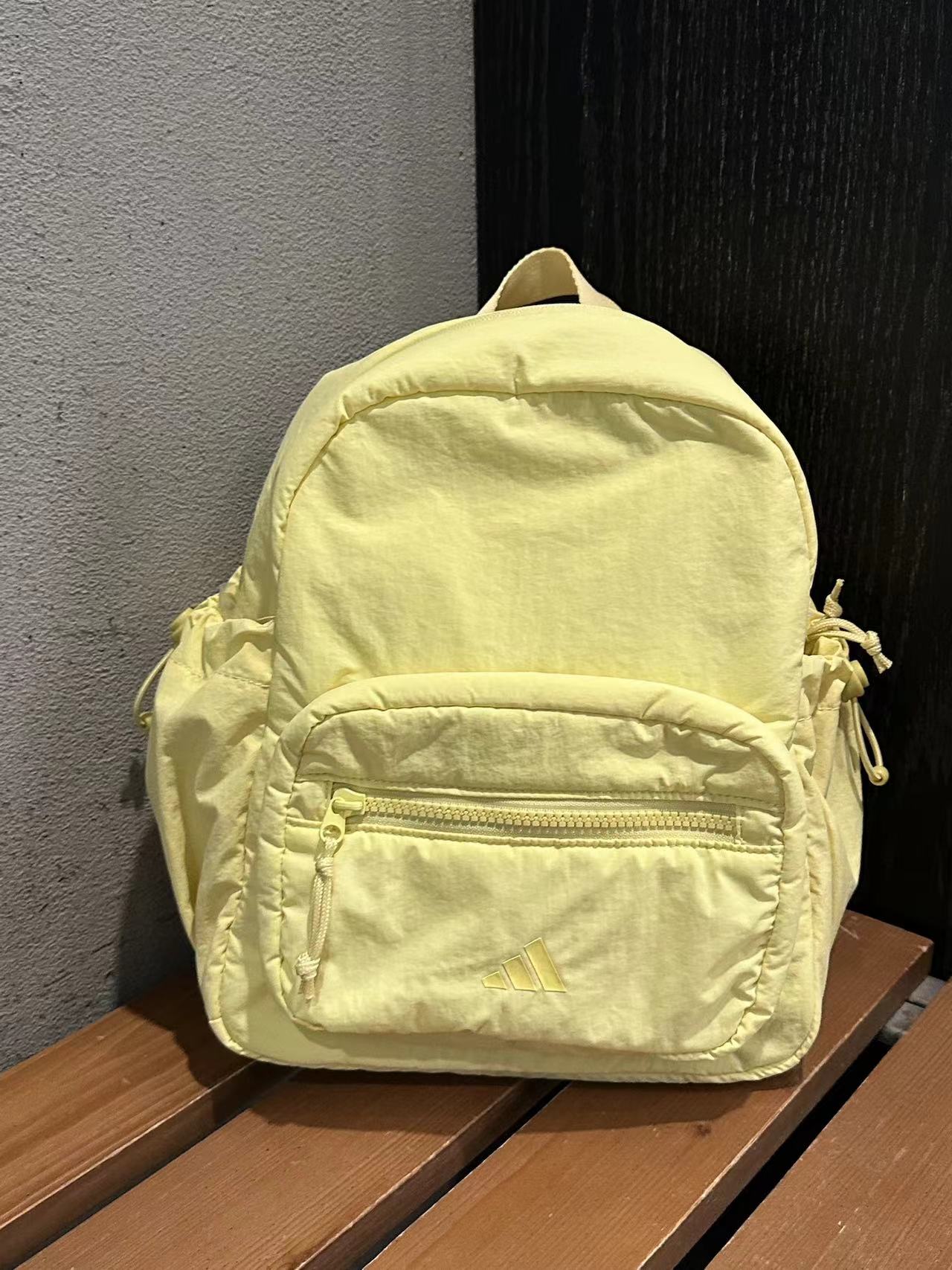🌈夏日多巴胺｜阿迪mini双肩包💛