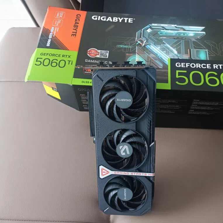 颜值性能双杀！技嘉魔鹰 RTX 5060Ti OC 来袭💥