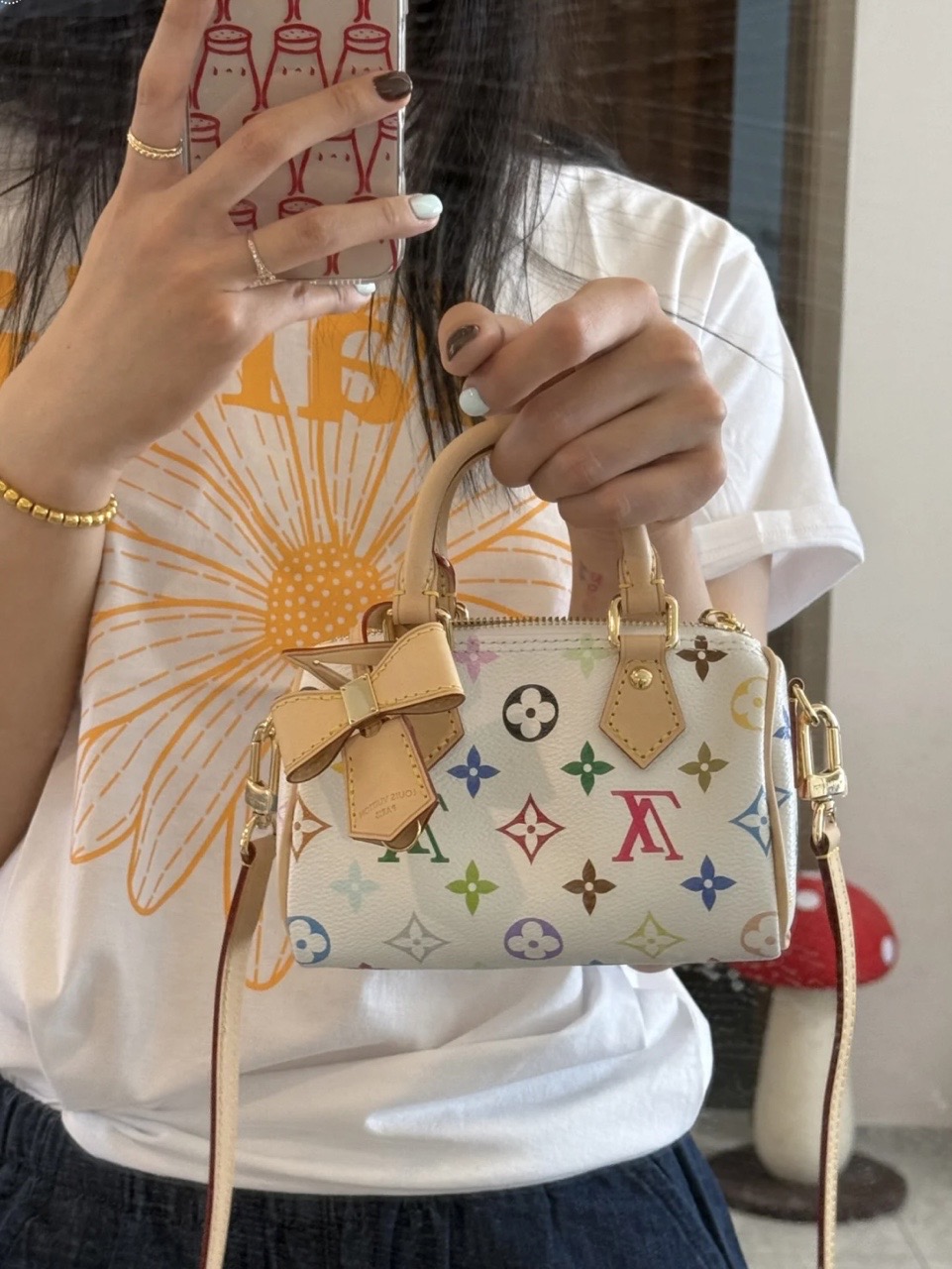 LV白三彩是彩色衣服的最佳搭档～