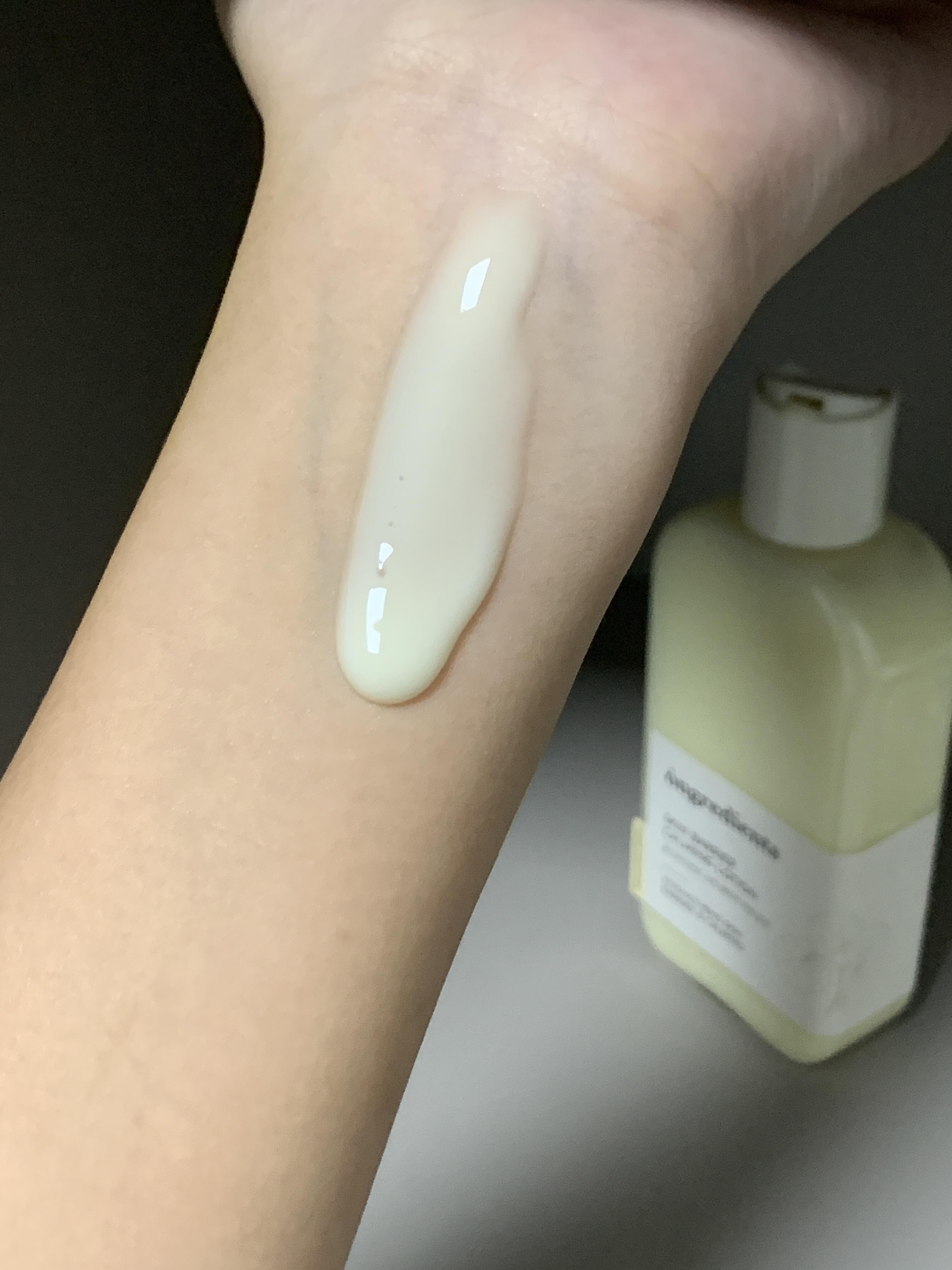 懒人福音！护肤+妆前一瓶搞定