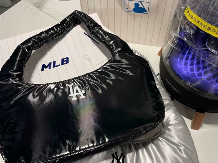 救命！MLB 这款饺子包美到我走不动路🥟✨