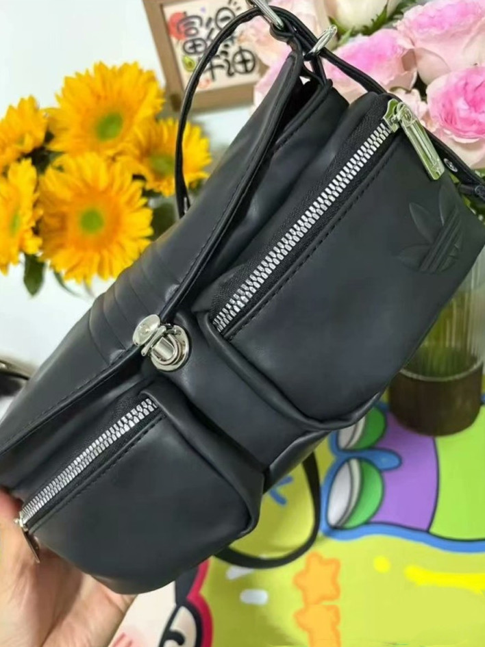 🎒阿迪三叶草这包我锁死！3种背法+万能容量直接封神✨