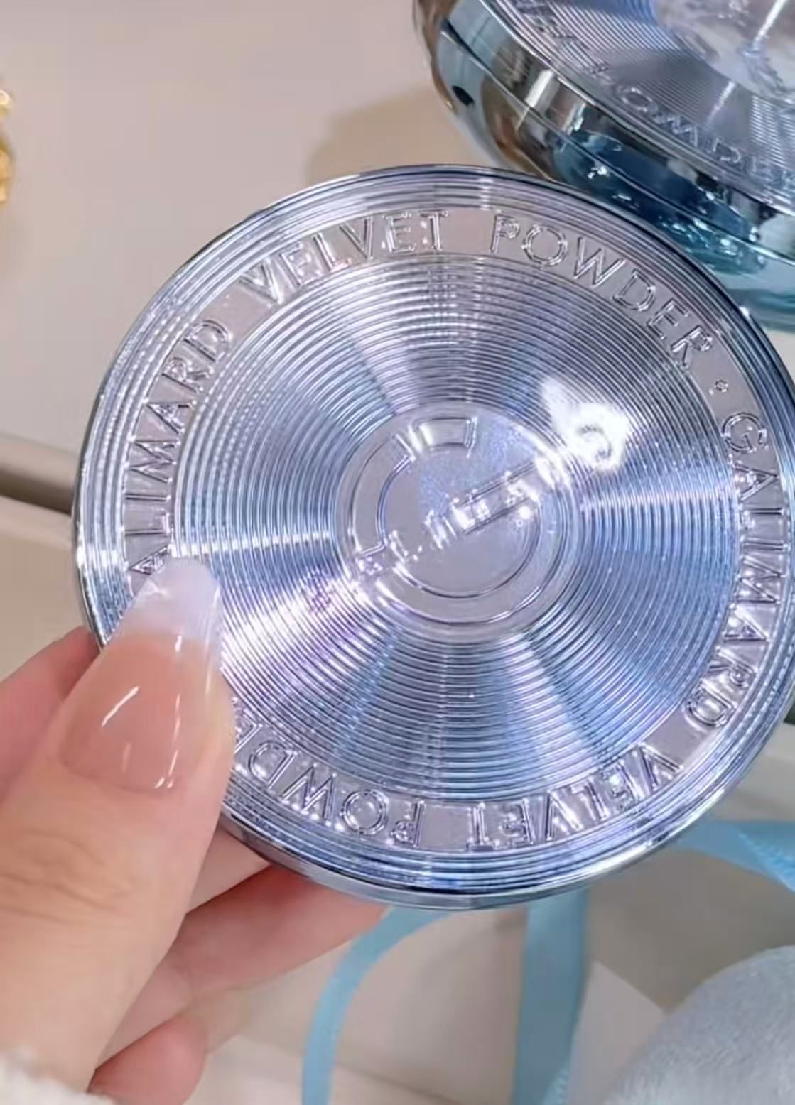 新品✨金币粉饼大升级！（定妆界灭霸级别的……
