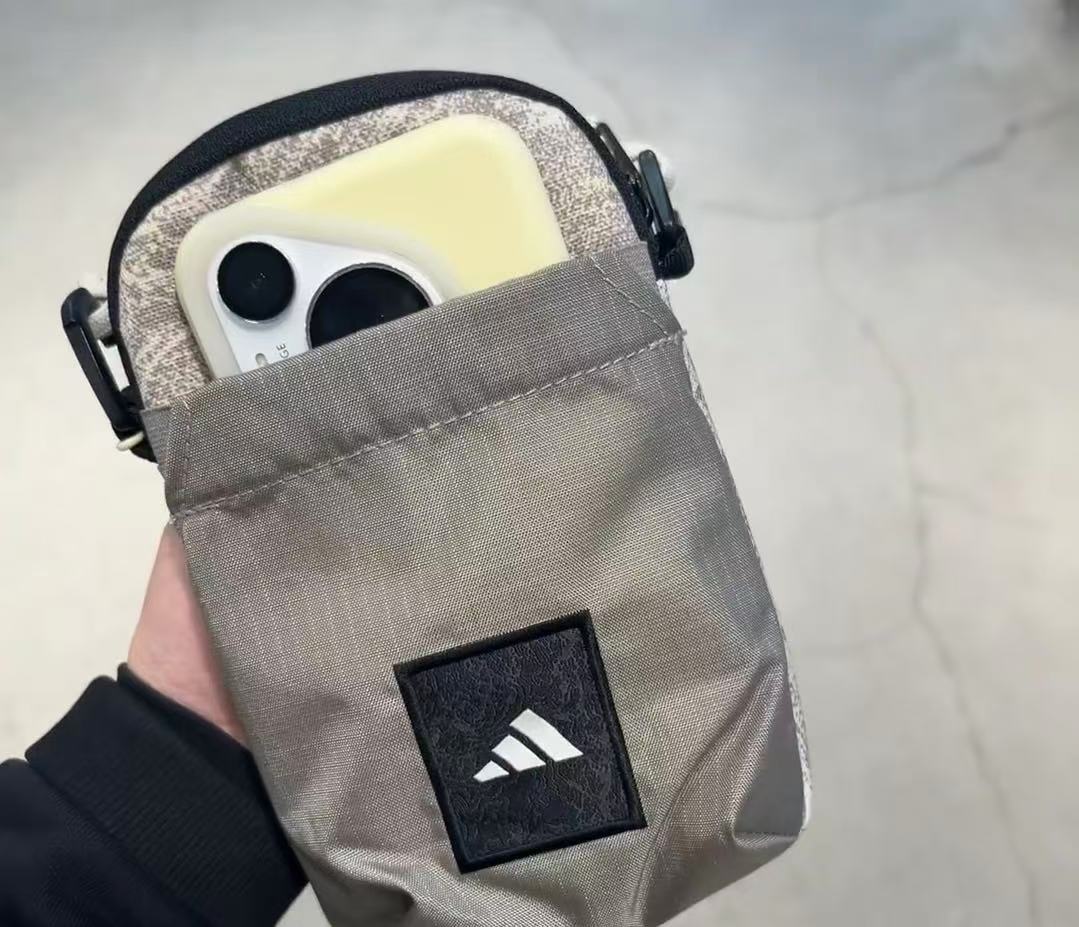 💕超酷Adidas情侣款斜挎包，爱了爱了😎