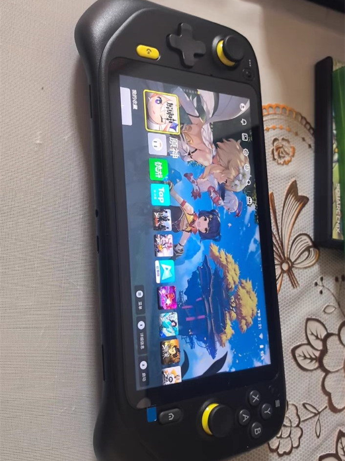 一整个爱住！这黑色掌机颜值性能双杀！