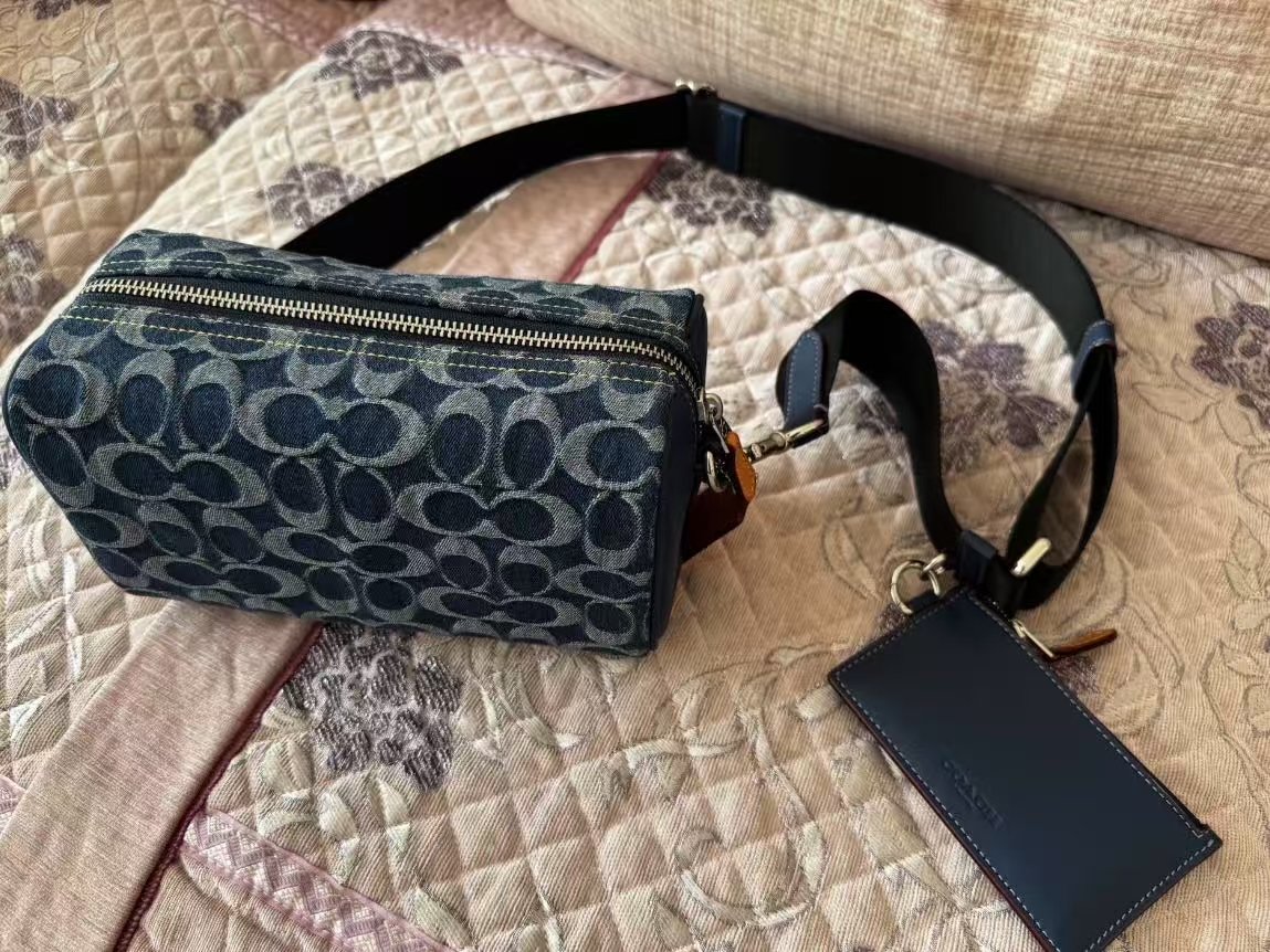 Coach这只牛仔包也太好搭了👜