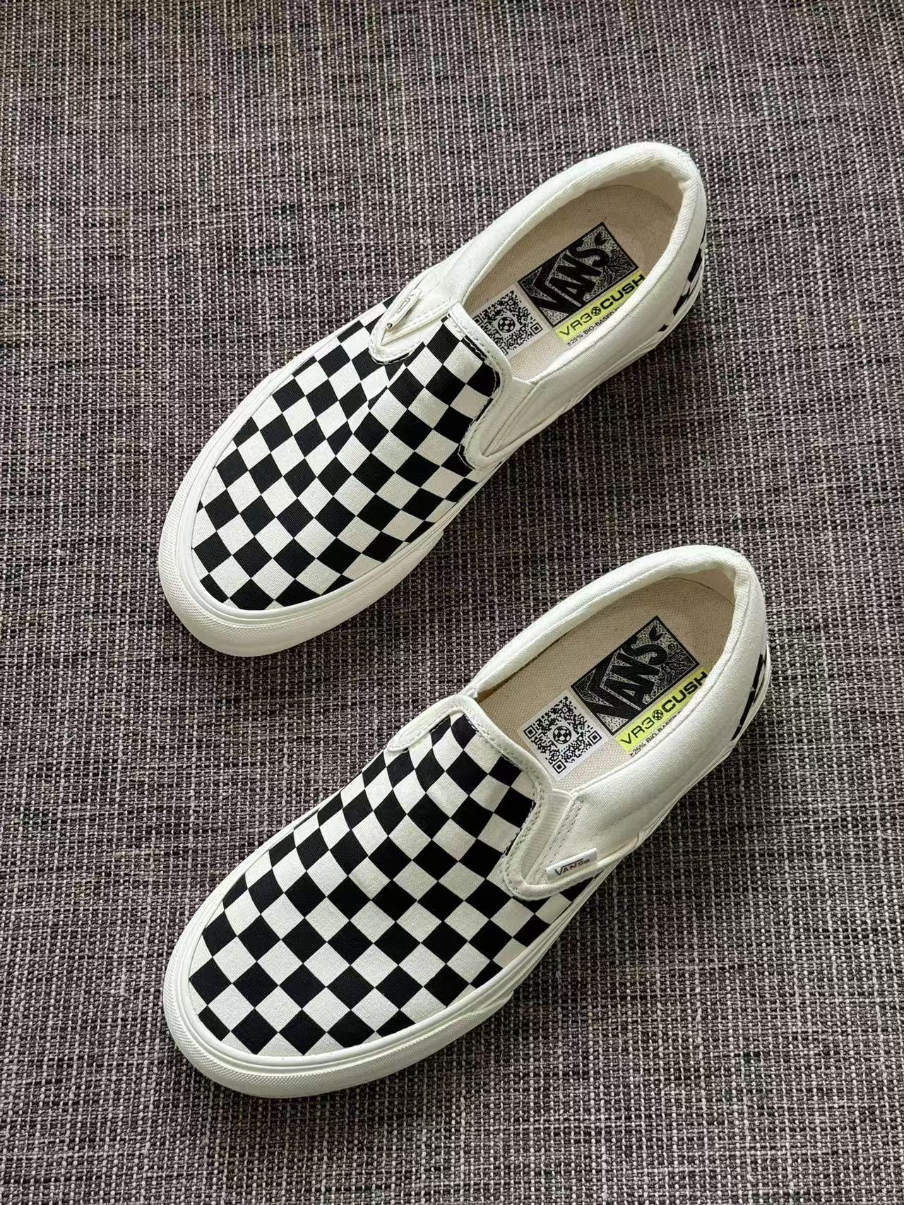 这双板鞋真的好穿✨Vans棋盘格也有脚感啦❤