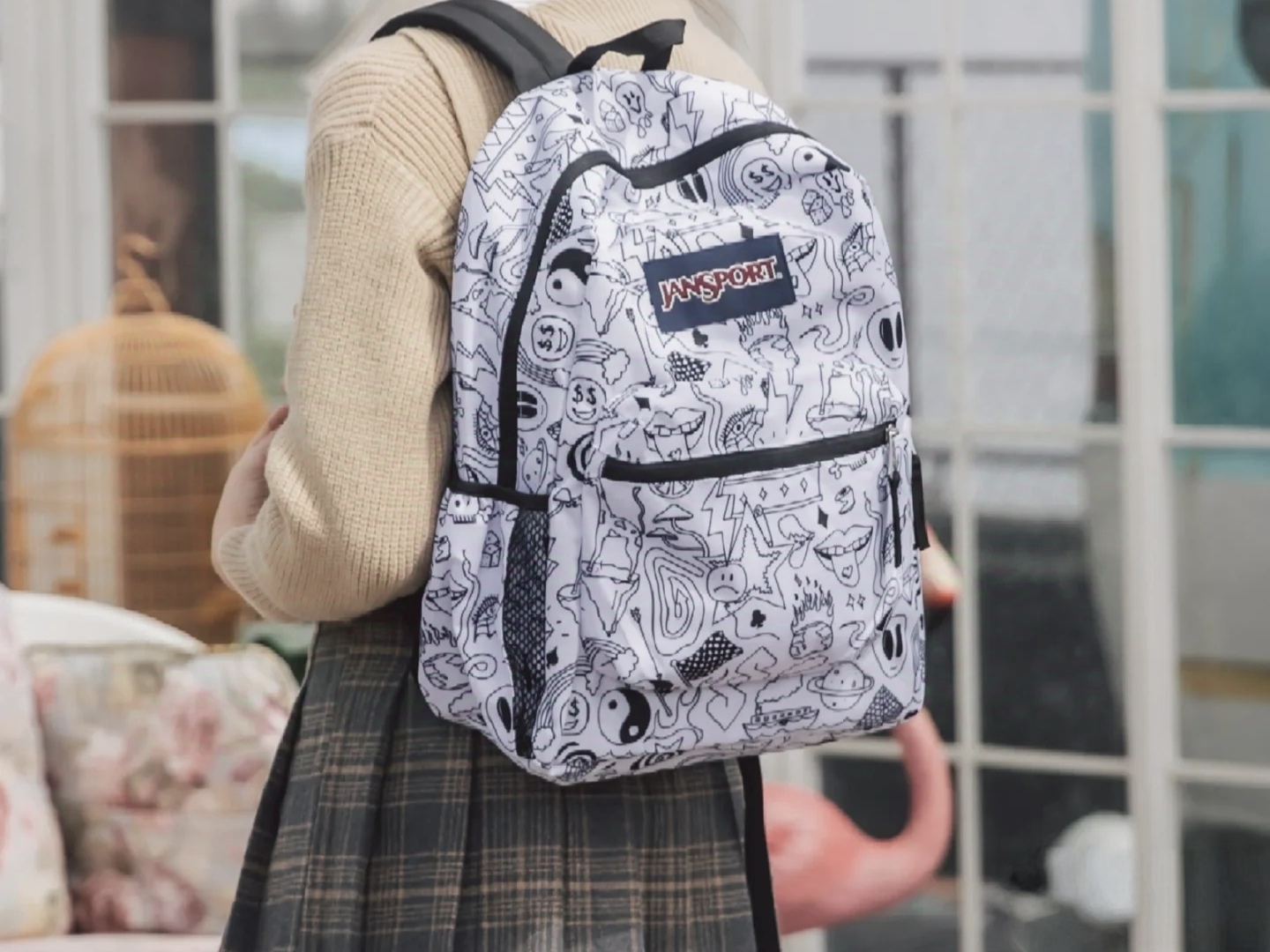 🎒 校园白月光！Jansport这款包也太能装了吧！​