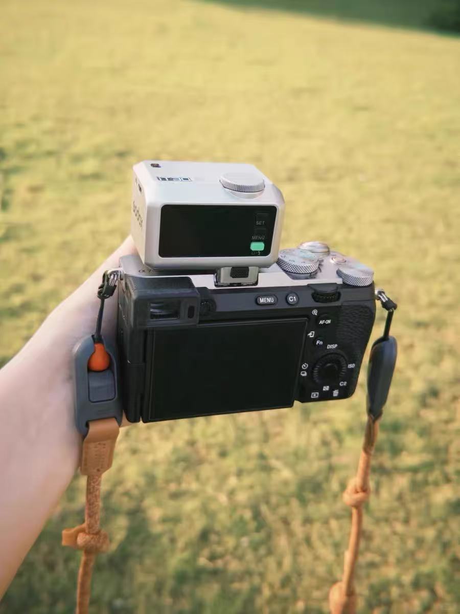 巴掌大的神牛IT30pro，拍照开挂了！