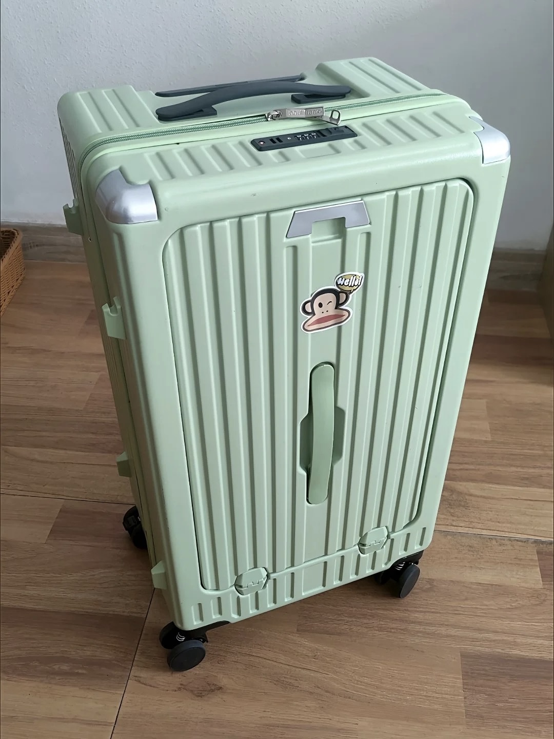 🧳旅行党必入！这款箱子也太懂出行了吧～💫
