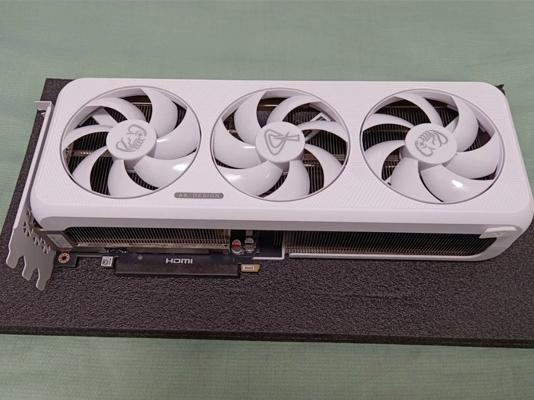 💥4K 游戏党救命！AX 电竞叛客 RTX5070Ti X3W 稳到离谱