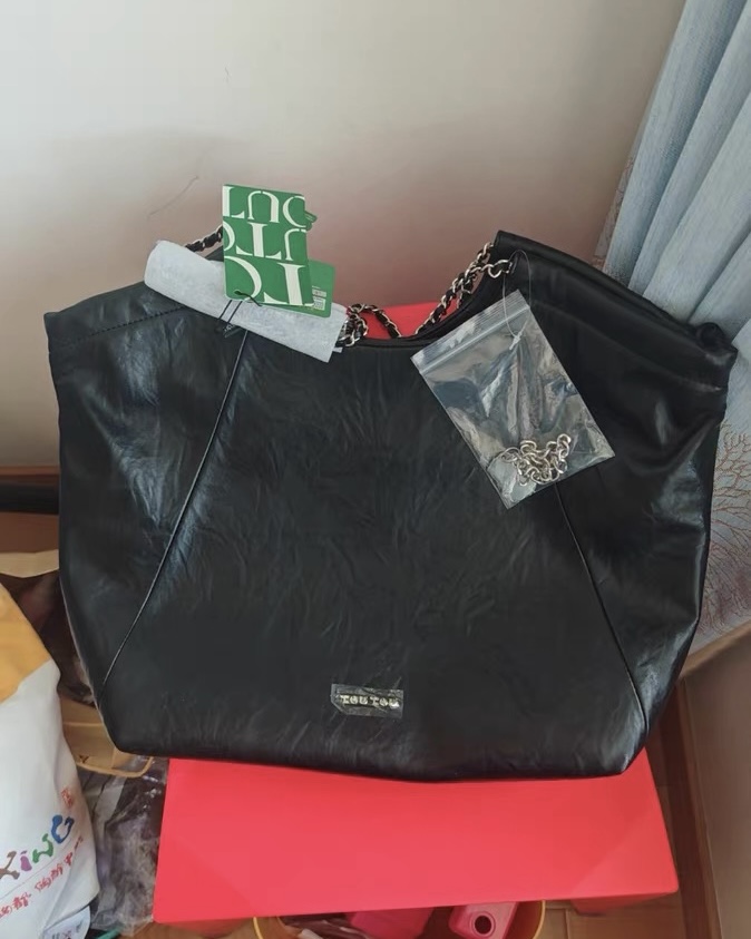 职场人必入！这款托特包通勤超适配👜
