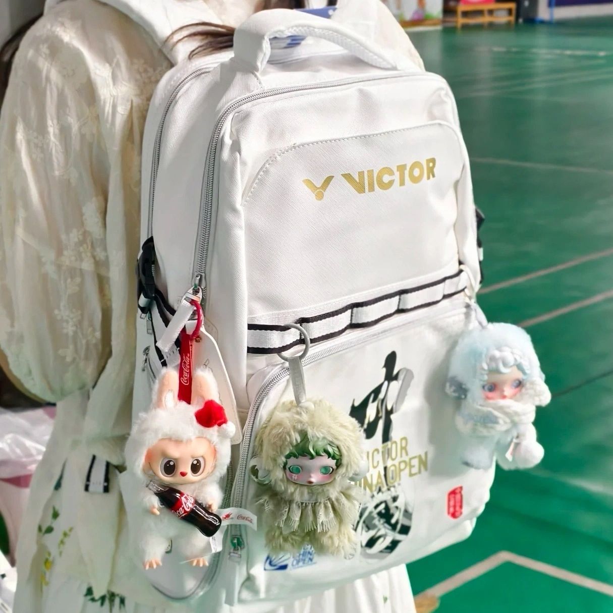 一包三背的神仙操作！打工人必备变形金刚