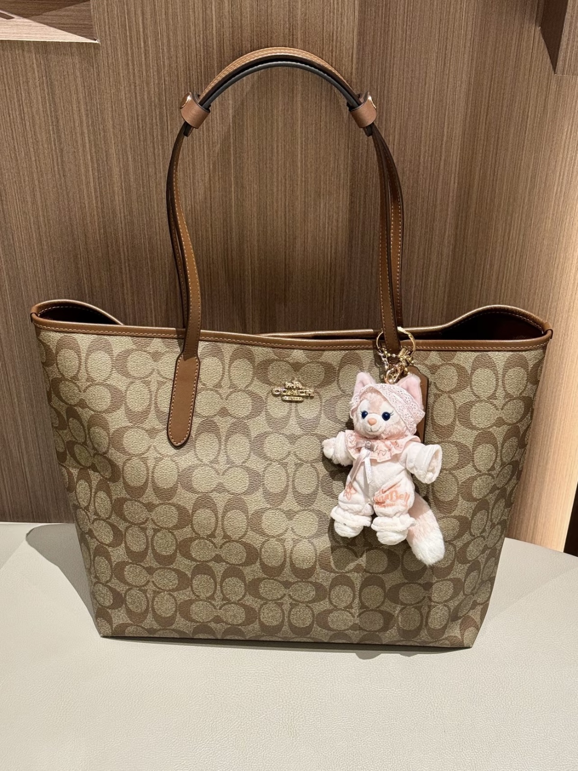 一拎出彩！双面背出两种时髦态度✨🛍️