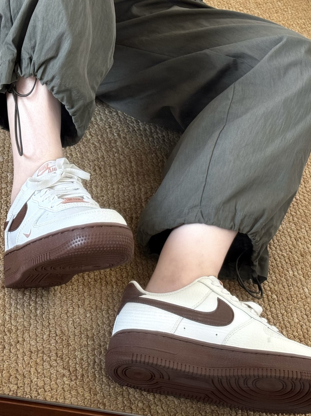 1双NIKE棕白空军 通勤百搭巨好穿👟
