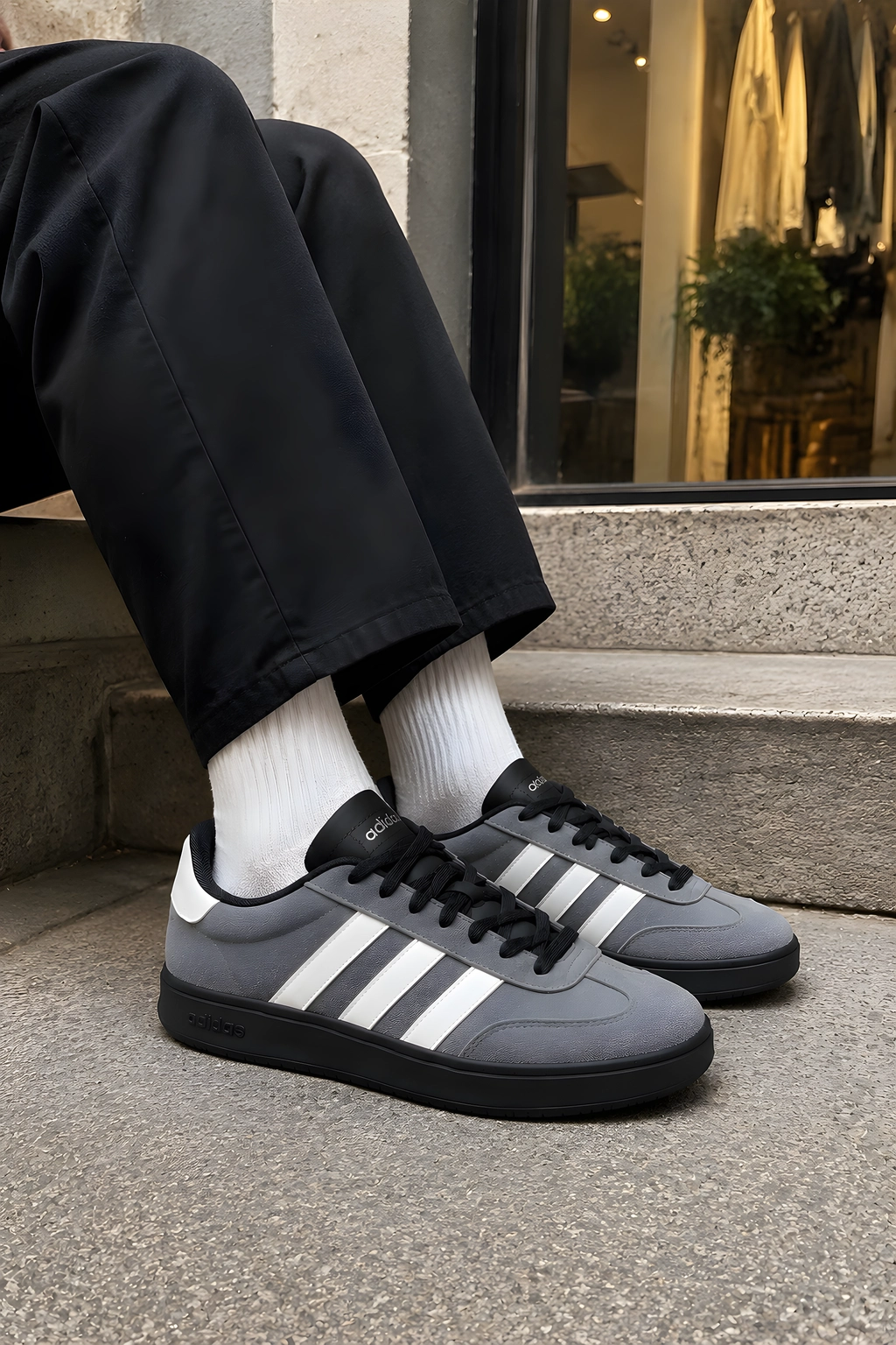 闺蜜看了都想照着买❗️这双深灰麂皮阿迪德训太耐看了👟