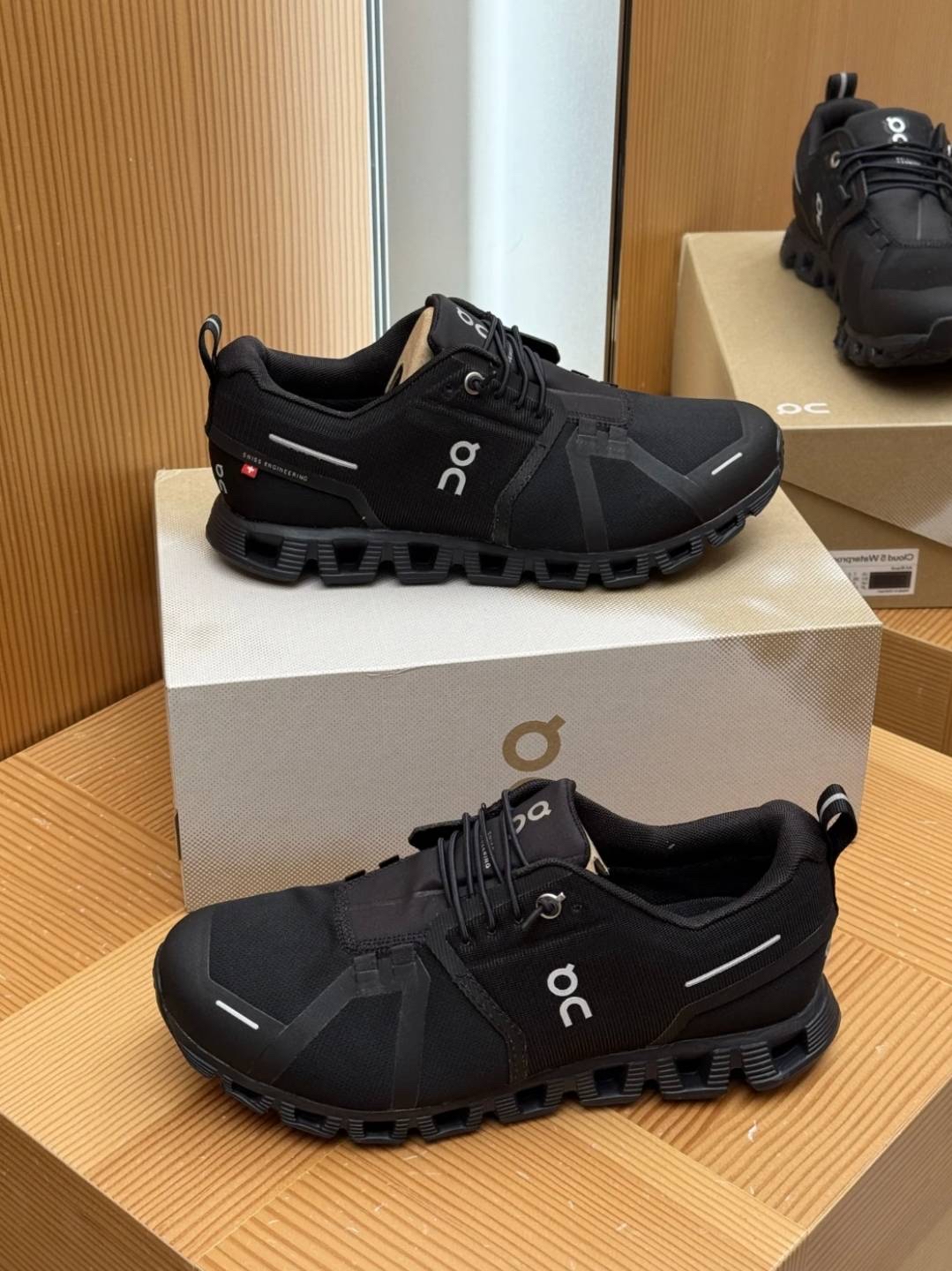 穿上它舒适又有型，舒适不磨脚 