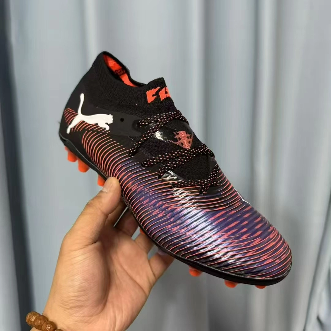 送给足球爱好者的超酷战靴⚽