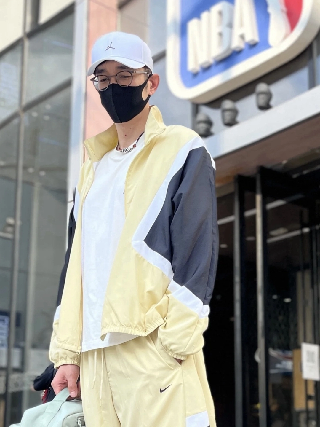 男生这样穿能把女朋友帅迷糊~