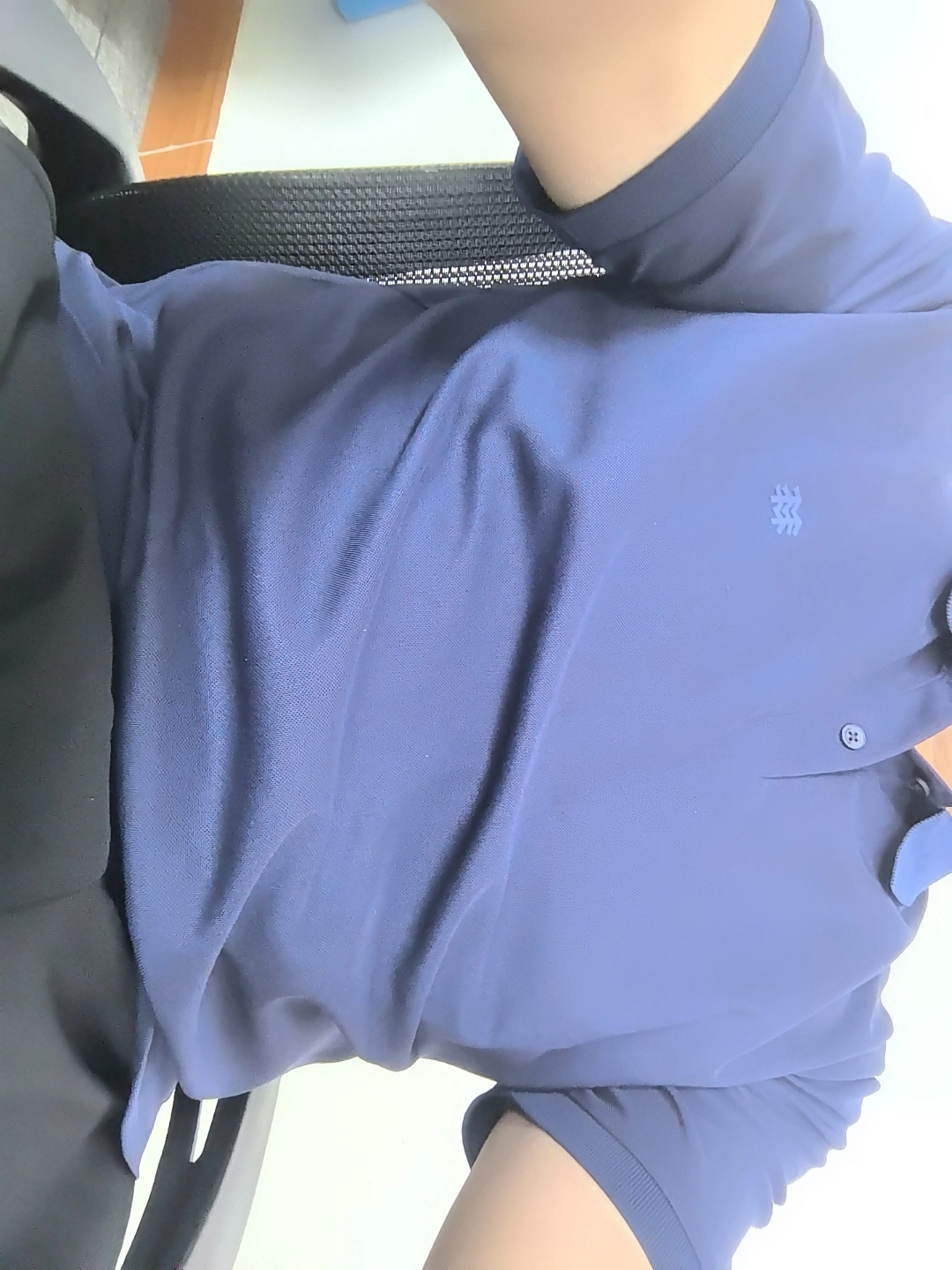 可隆海军蓝POLO：职场の隐形战袍！👔🌊