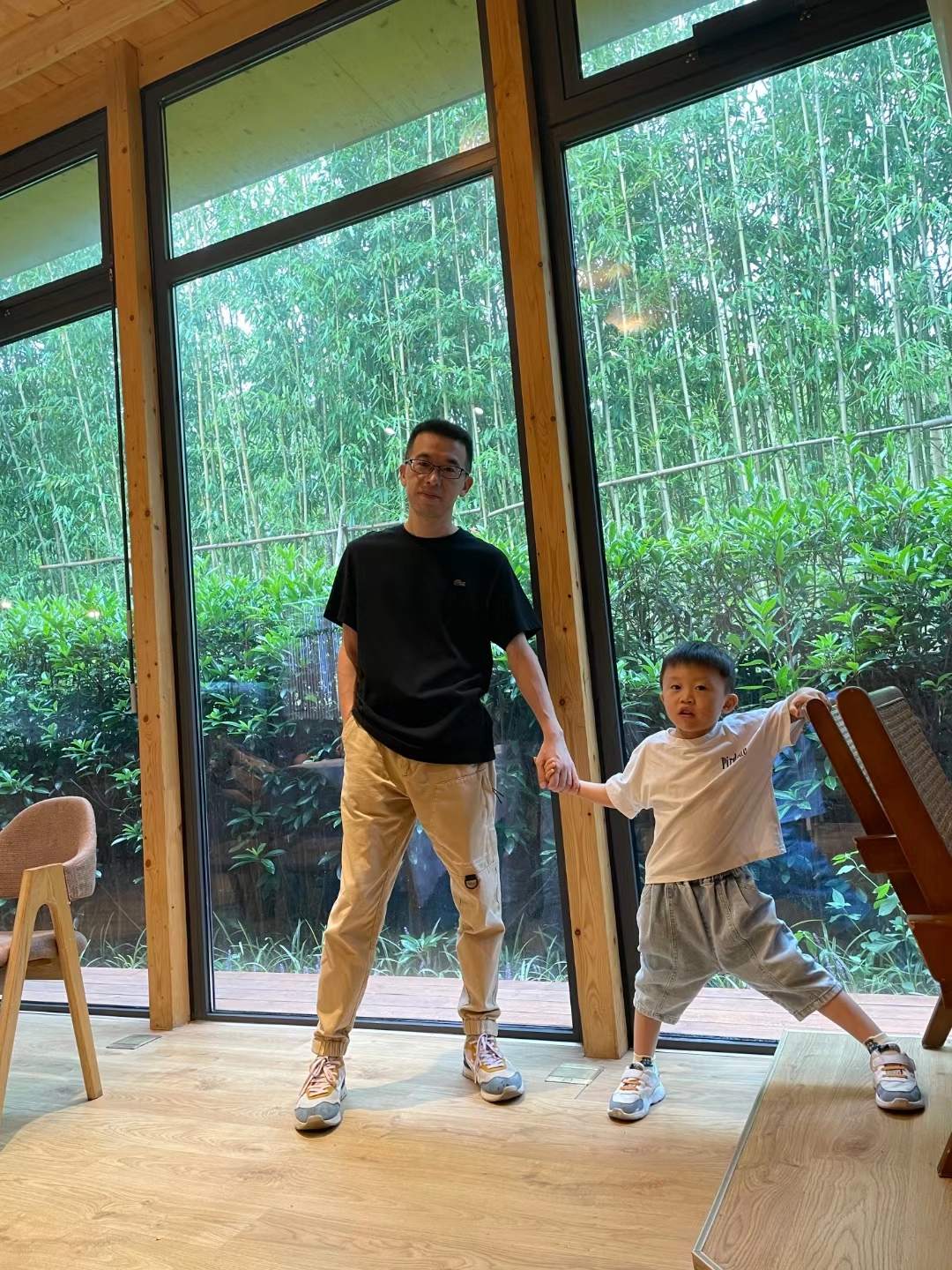 你的衣柜里面就缺这样的短袖