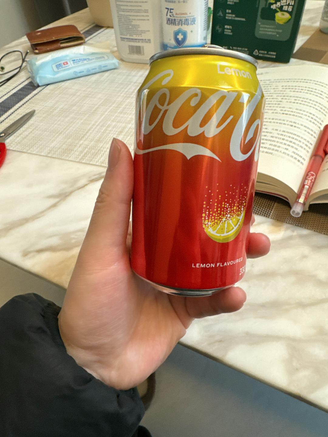超特别！尝一口柠檬味快乐水