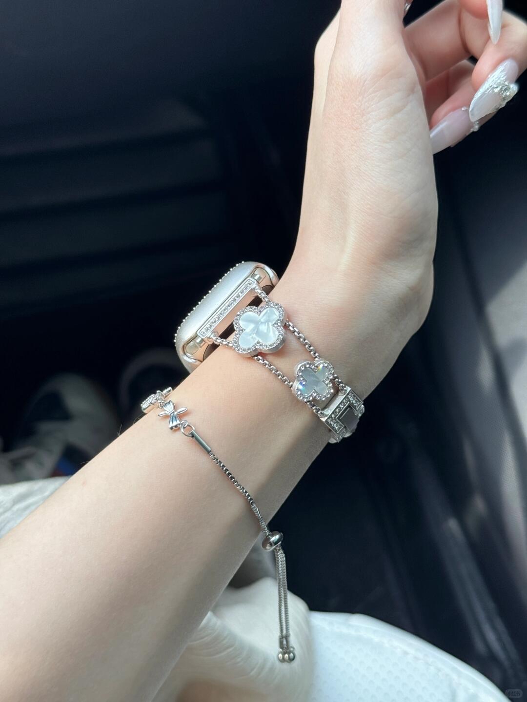 手腕上新装饰，点亮小自信💎