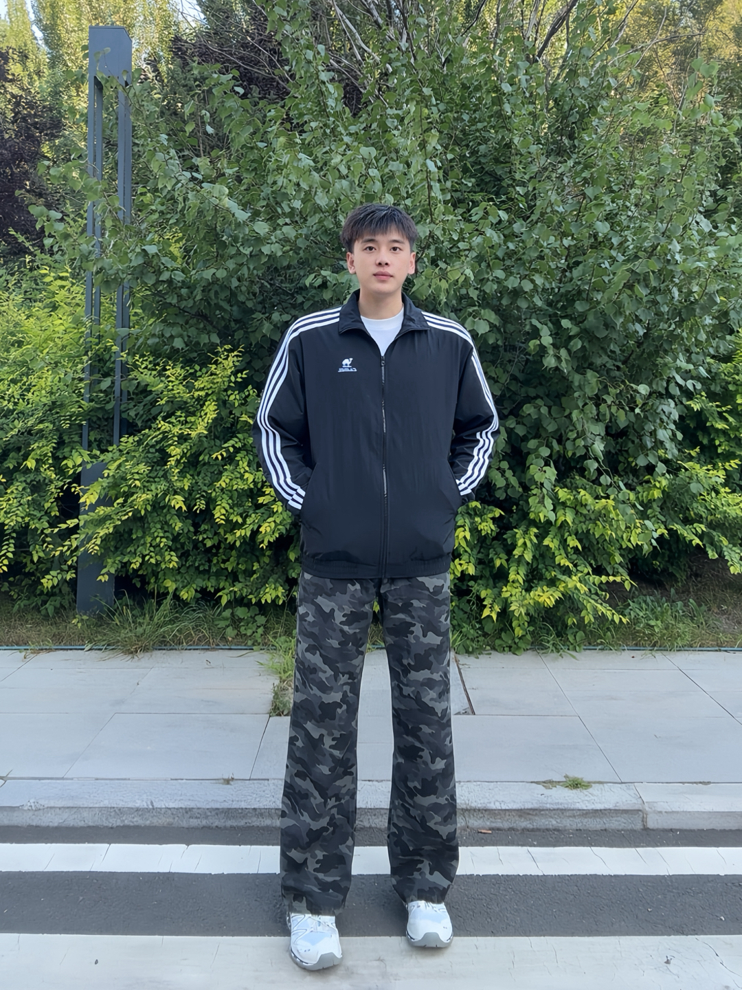 迷彩裤搭出痞帅感，男女都适配🎽