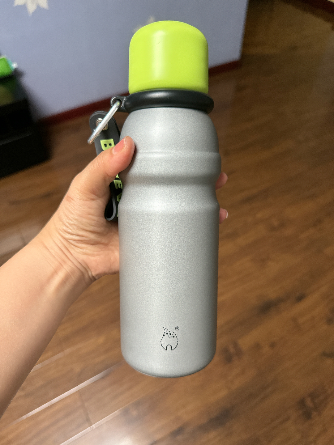 给娃备的大容量保温杯，实用又好看🥤