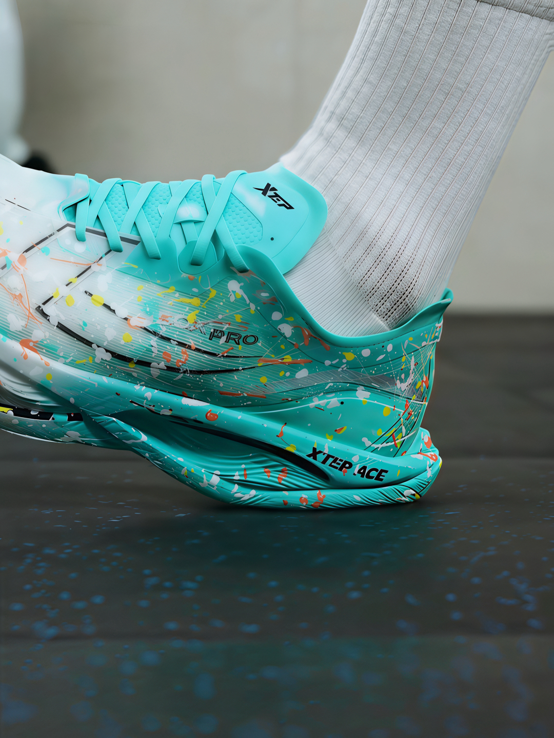 特步160𝑿3.5𝑷𝒓𝒐 _不是人人都适配的竞速跑鞋🏃🏻♂️