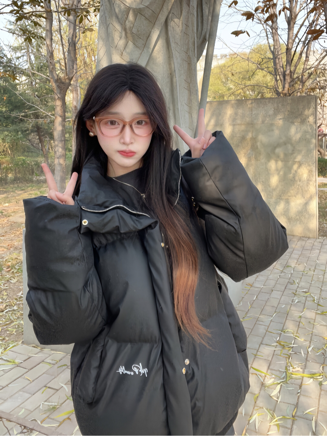 黑色棉服也能很洋气✨