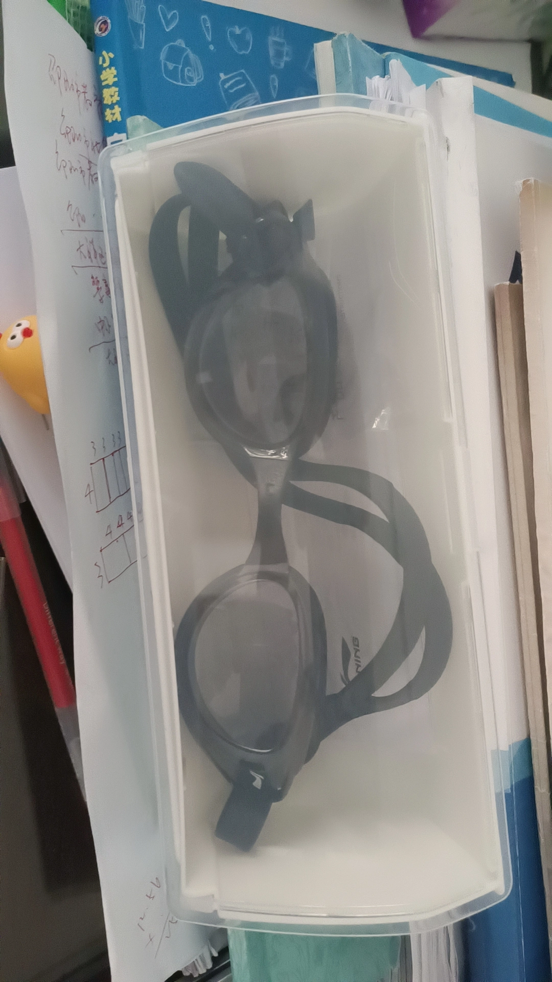 超高清泳镜