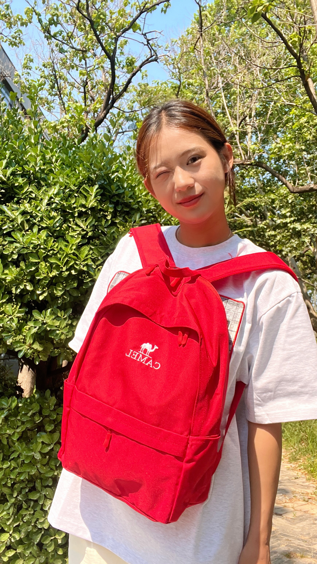 出游背它超吸睛🎒