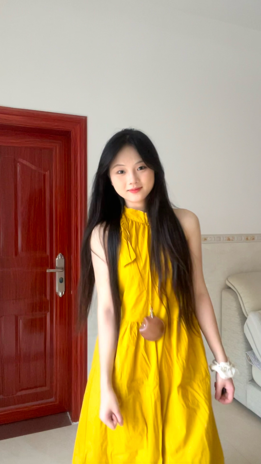 小白鞋配黄裙，绝绝子🤩