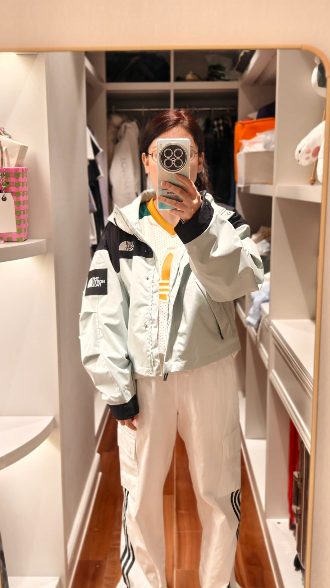 早秋休闲风get！这件外套好显活力✨