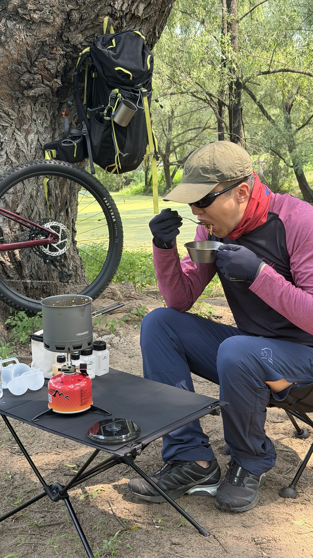 一个人户外骑行🚴，东北炒面来一碗🍜