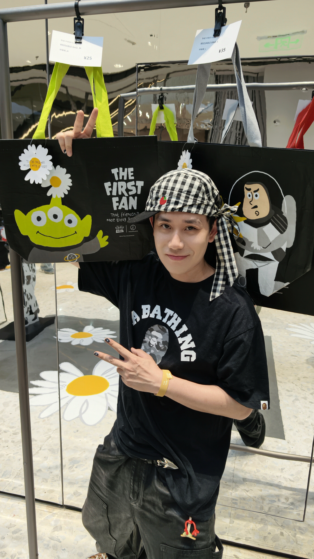 秋日穿搭调色盘｜锁定这身黑灰色