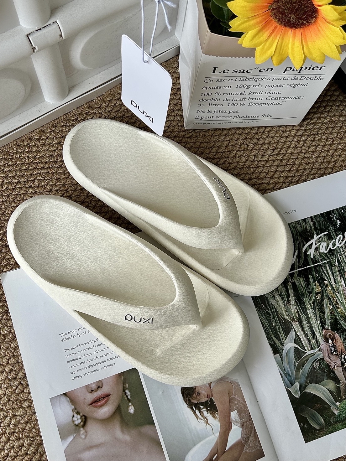 夏日出街最爱👣这双百搭人字拖绝了！