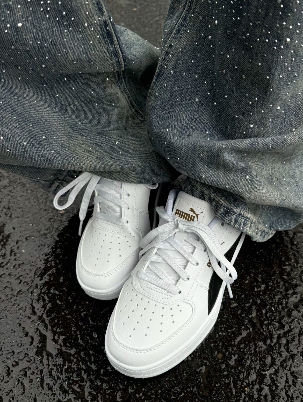 小白鞋怎么搭都不会出错的