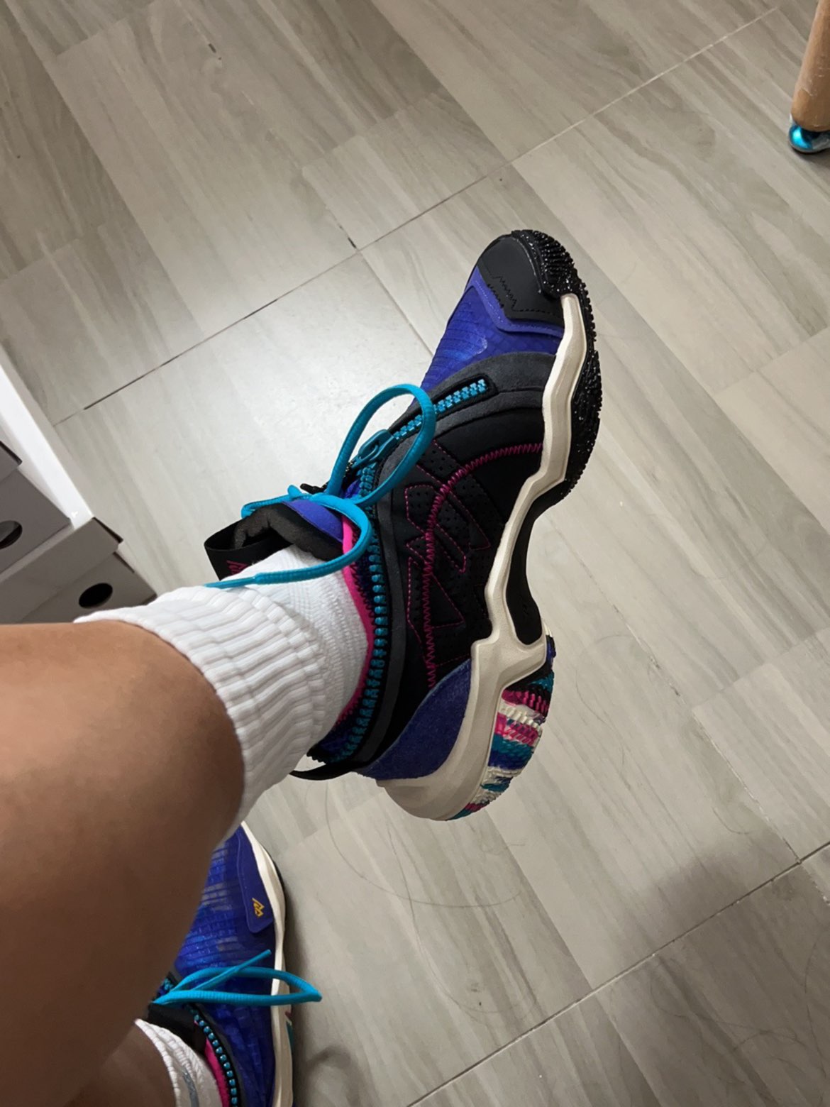 篮球爱好者的超赞战靴