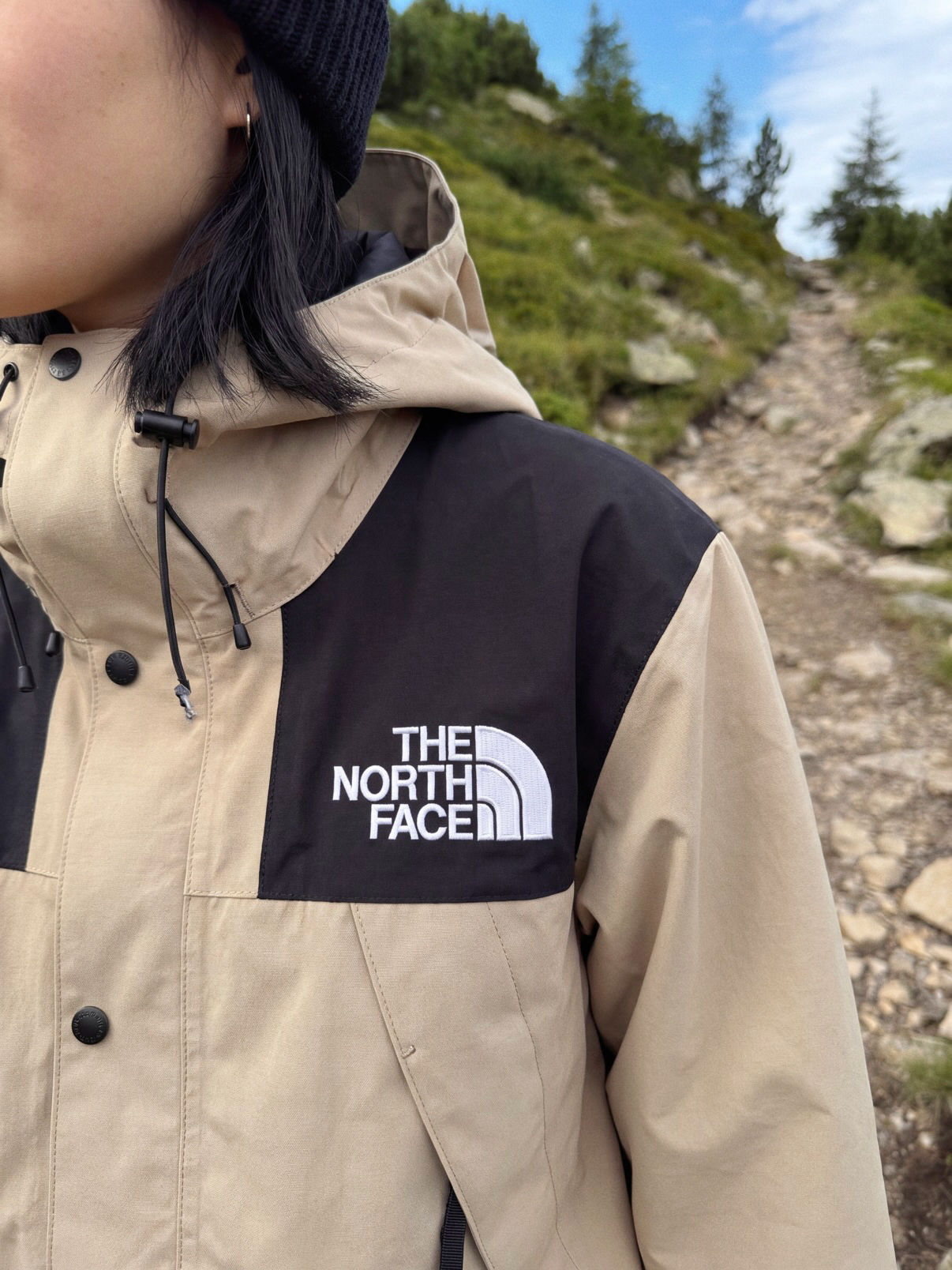 🍂秋天穿上貌美冲锋衣一起去户外吧!⛰️