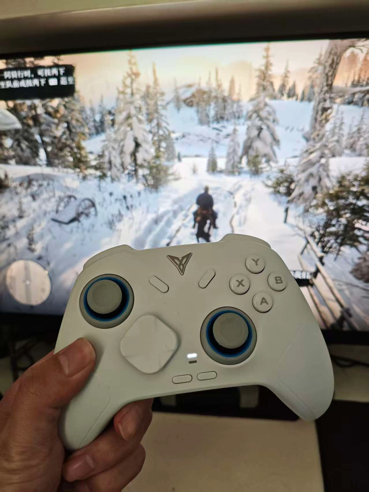 躺沙发打游戏的快乐我悟了🎮