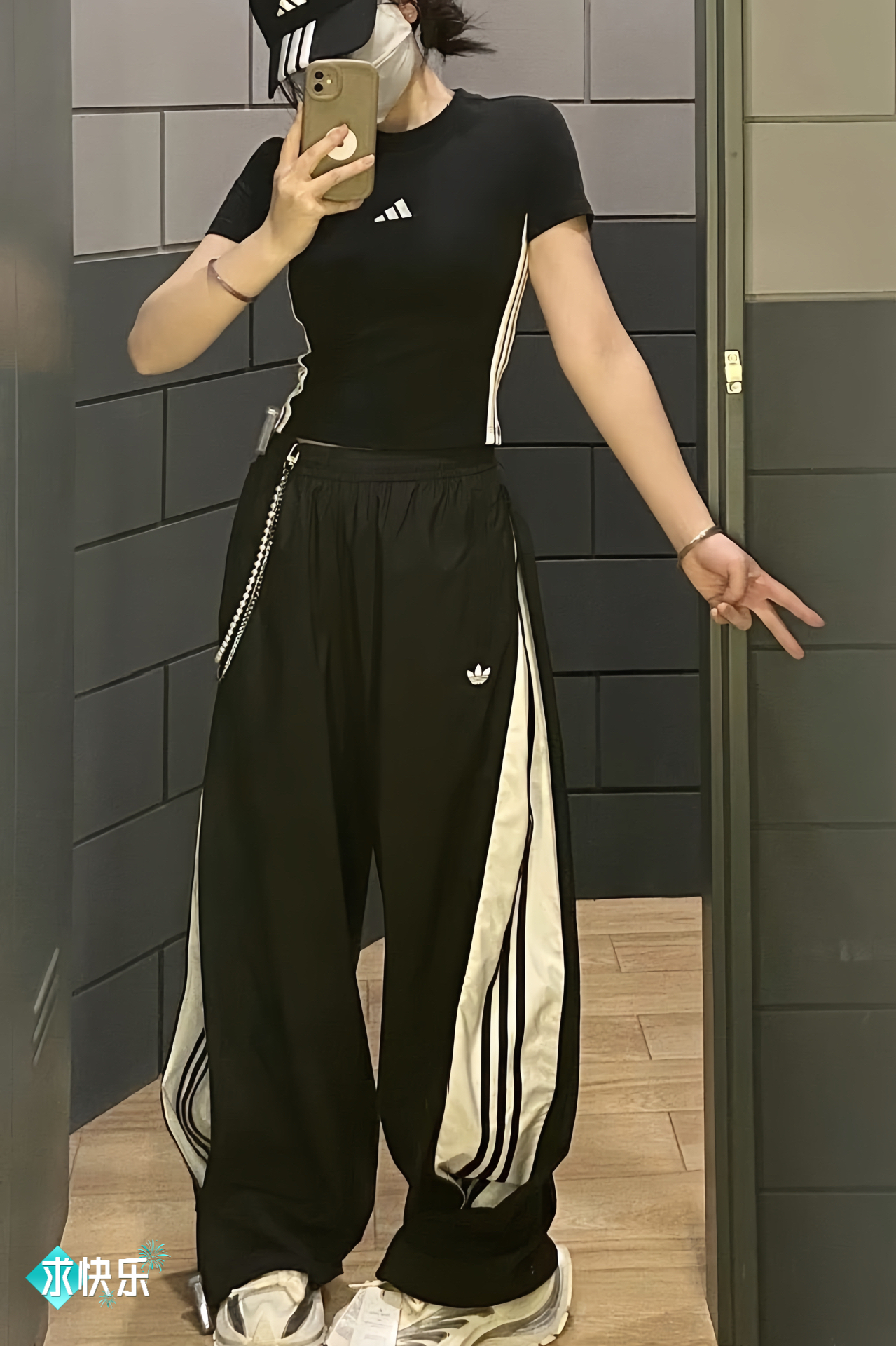 亲肤透气，adidas魅力尽显
