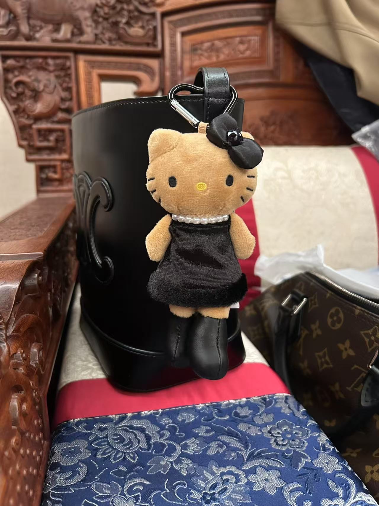 谁懂啊！Kitty毛绒挂件美到我心巴上😍