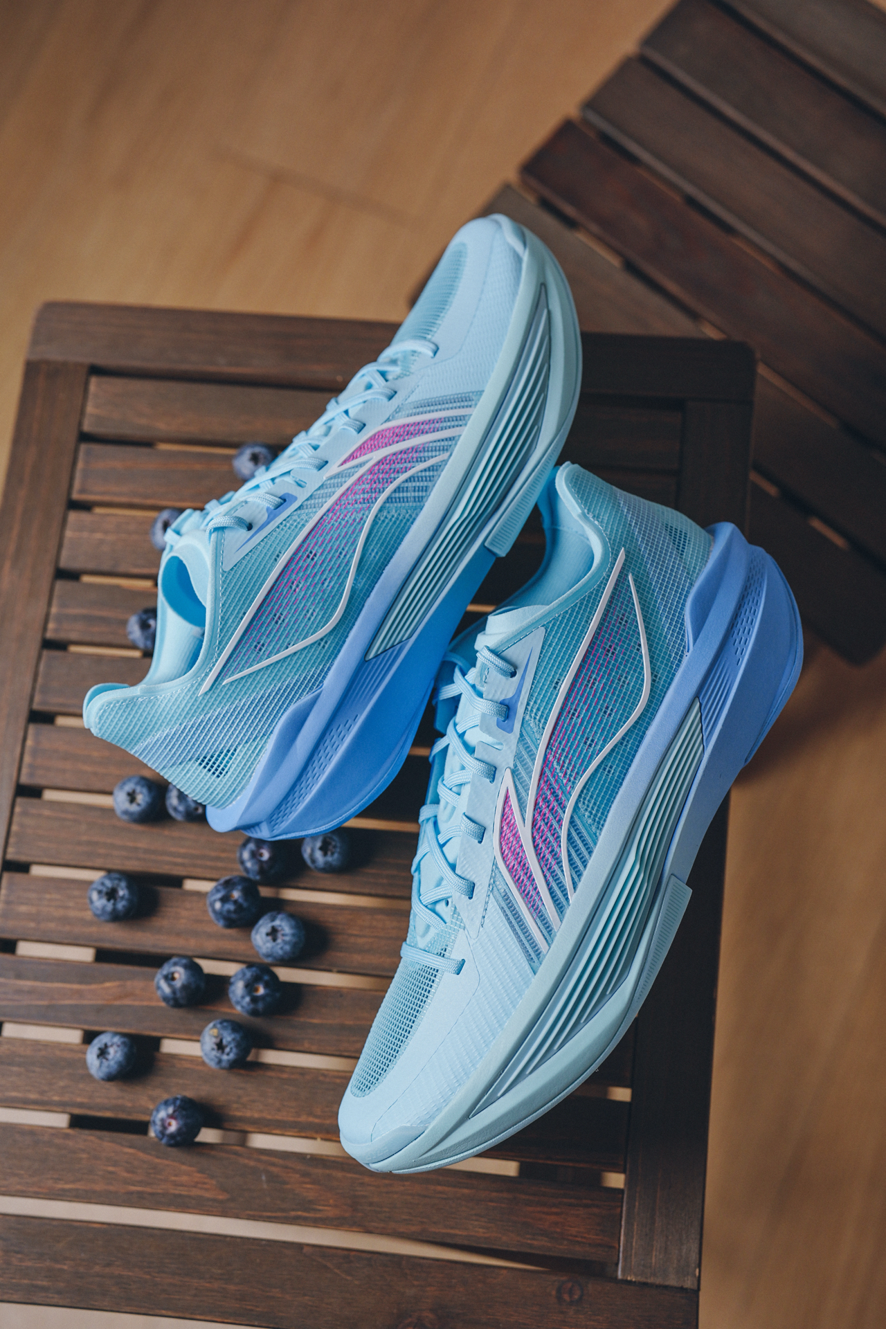 夏日小清新！蓝莓味超轻2025！