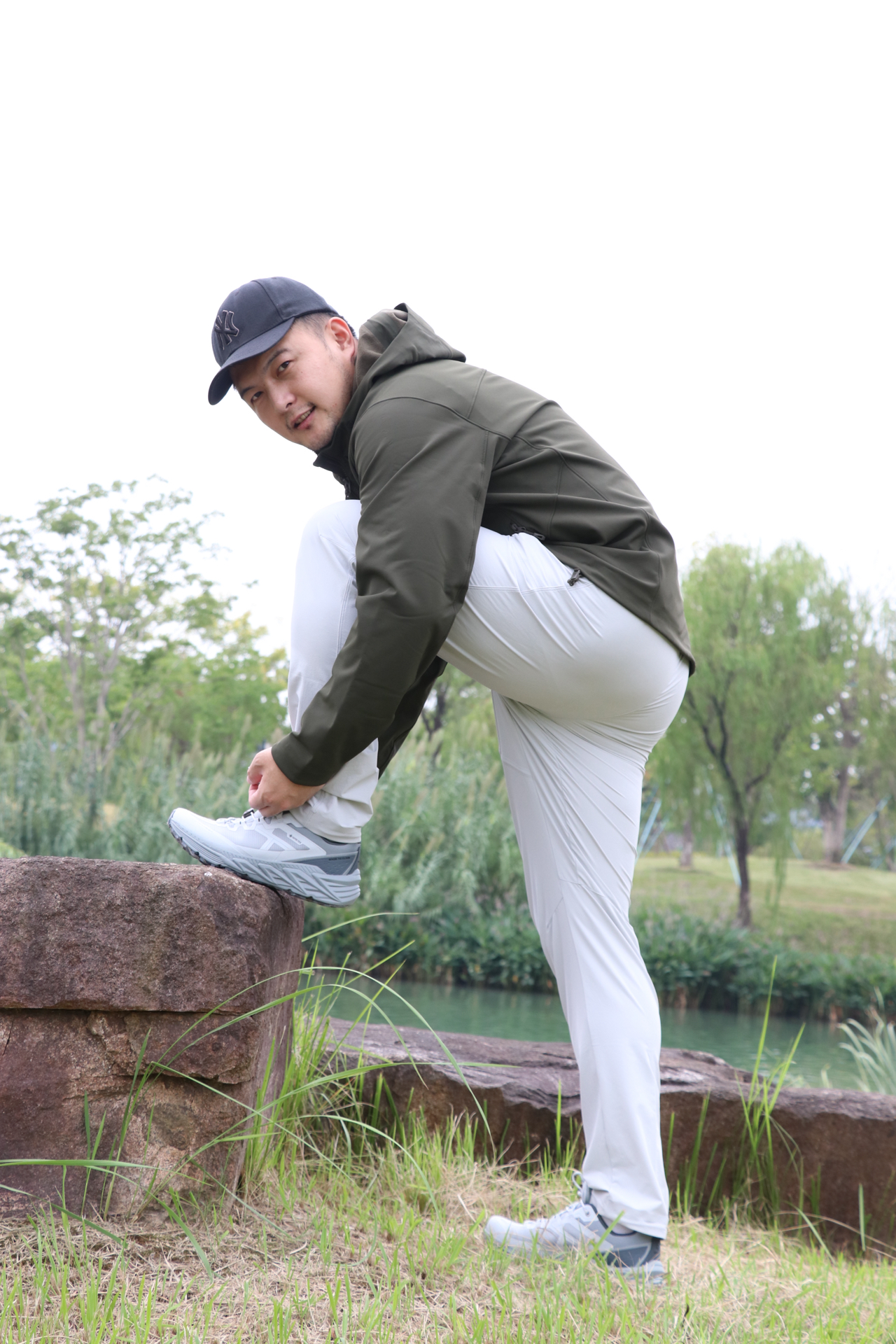 白色估计也就我敢冲了!户外走走忘记平日烦恼
