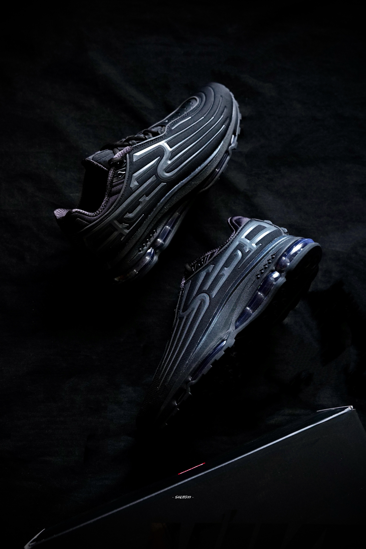 次世代联名｜Supreme x Air Max 2001