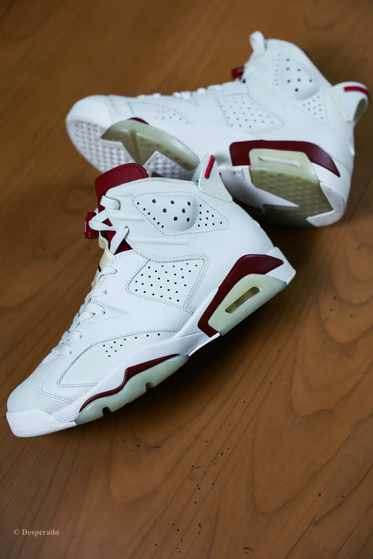 Air Jordan 6 Maroon|一抹酒红,写了三十年的复古答案