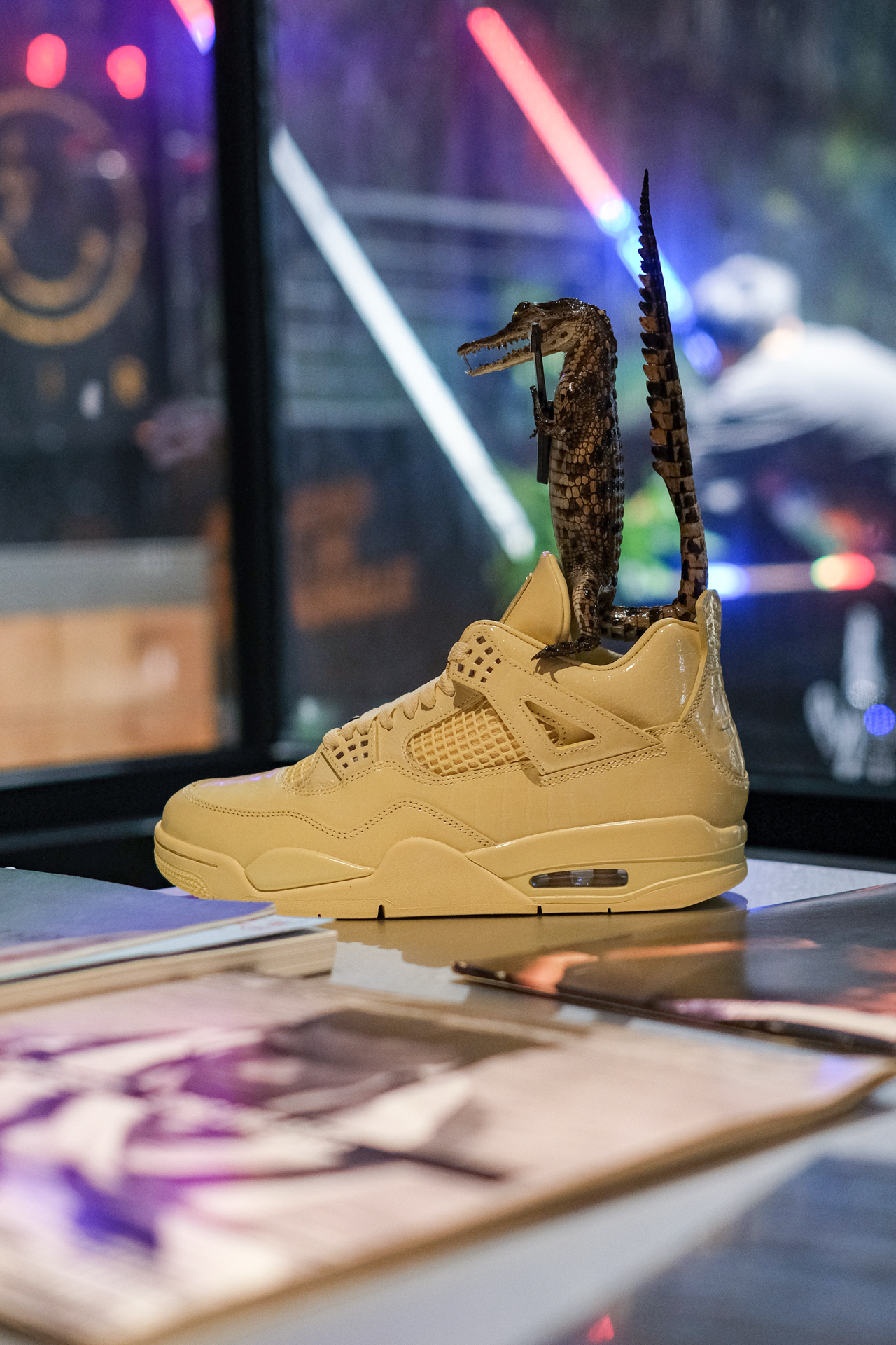 质感绝了 J Balvin x AJ4