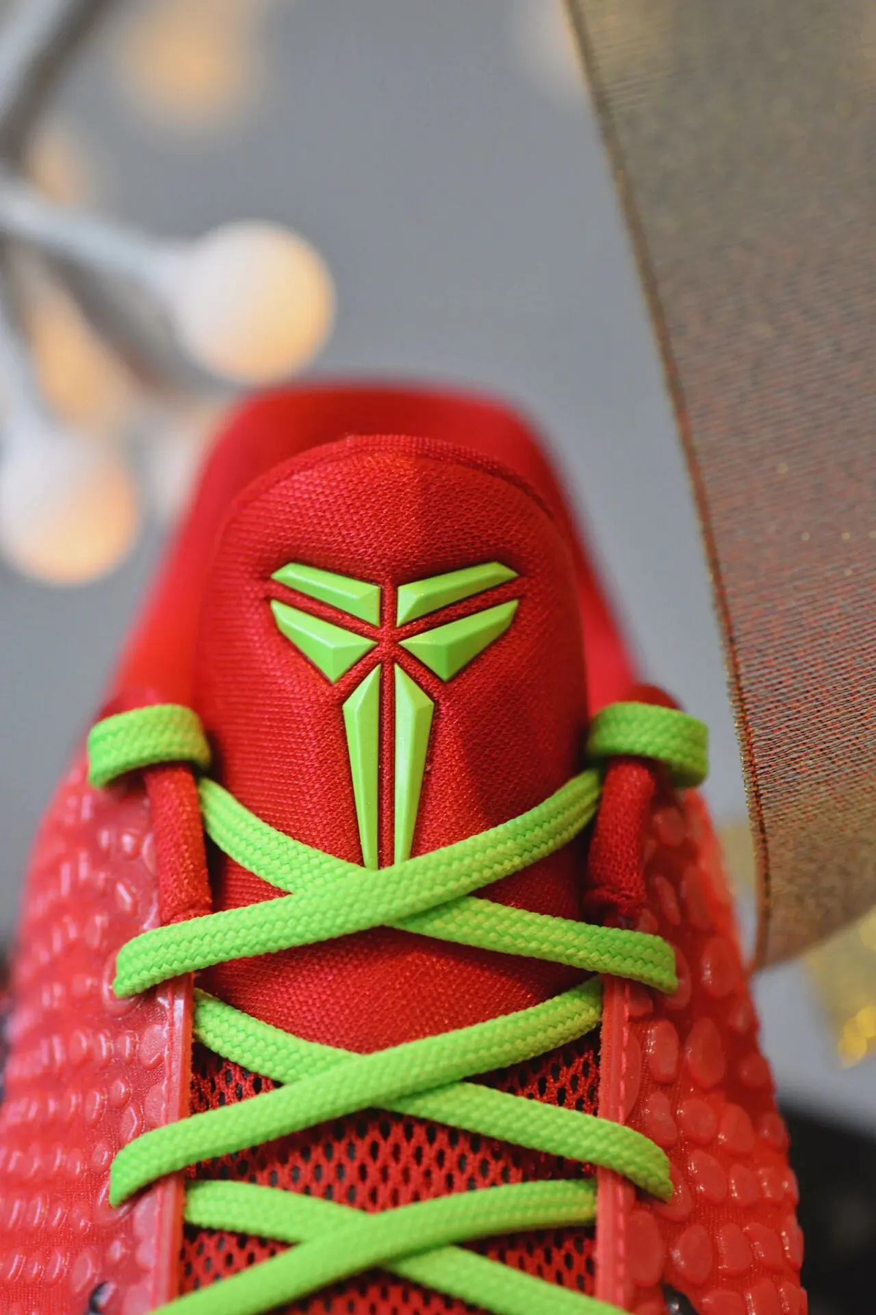 Kobe 6 反转圣诞,属于黑曼巴的节日战靴🎄